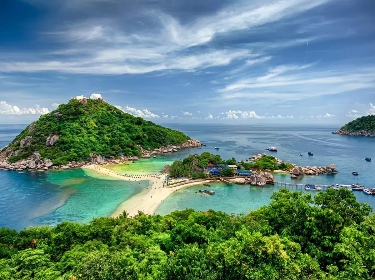 ✈ 10-Day Bangkok, Chiang Mai & Phuket Vacation with Air