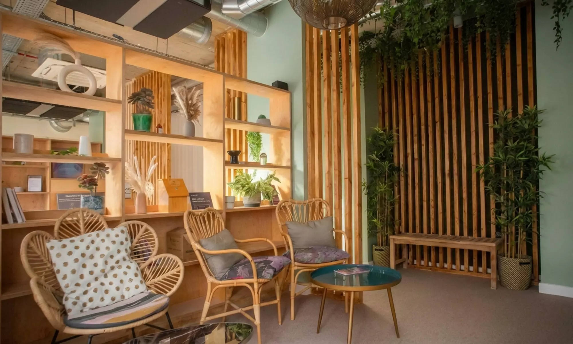 Deep Relaxation & Revitalise with Float & Light Therapy Massages