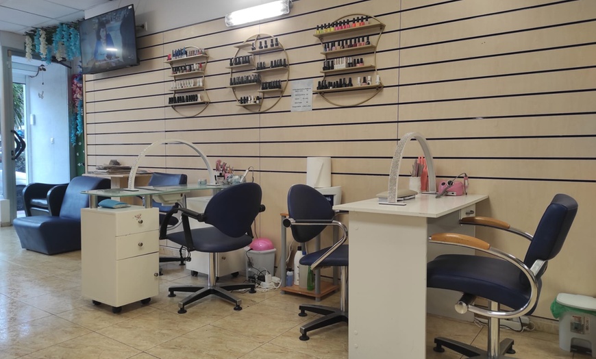 Image 4: Combo reductor con cavitación, láser lipolítico y masaje drenante