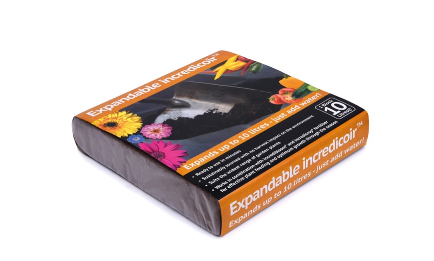 Image 8: Garden Compost - 25 or 70 Litre Bag plus Fertiliser