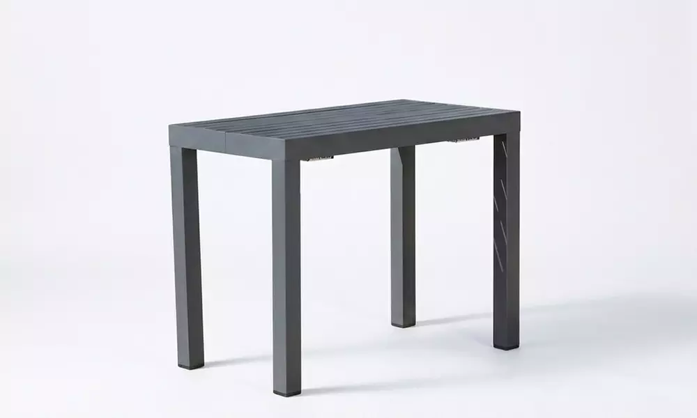 Console extensible "Lacos" de Kocoon en aluminium, chaises en option