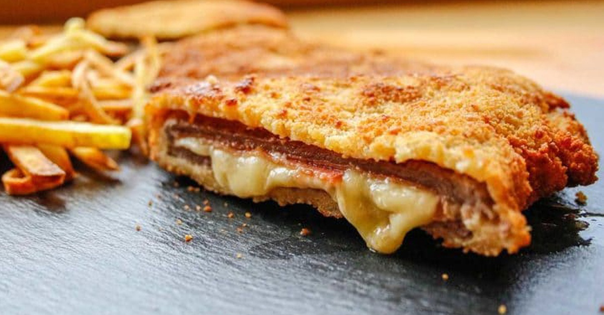 Menú de cachopo para dos personas en Casa Miguel, Asturias