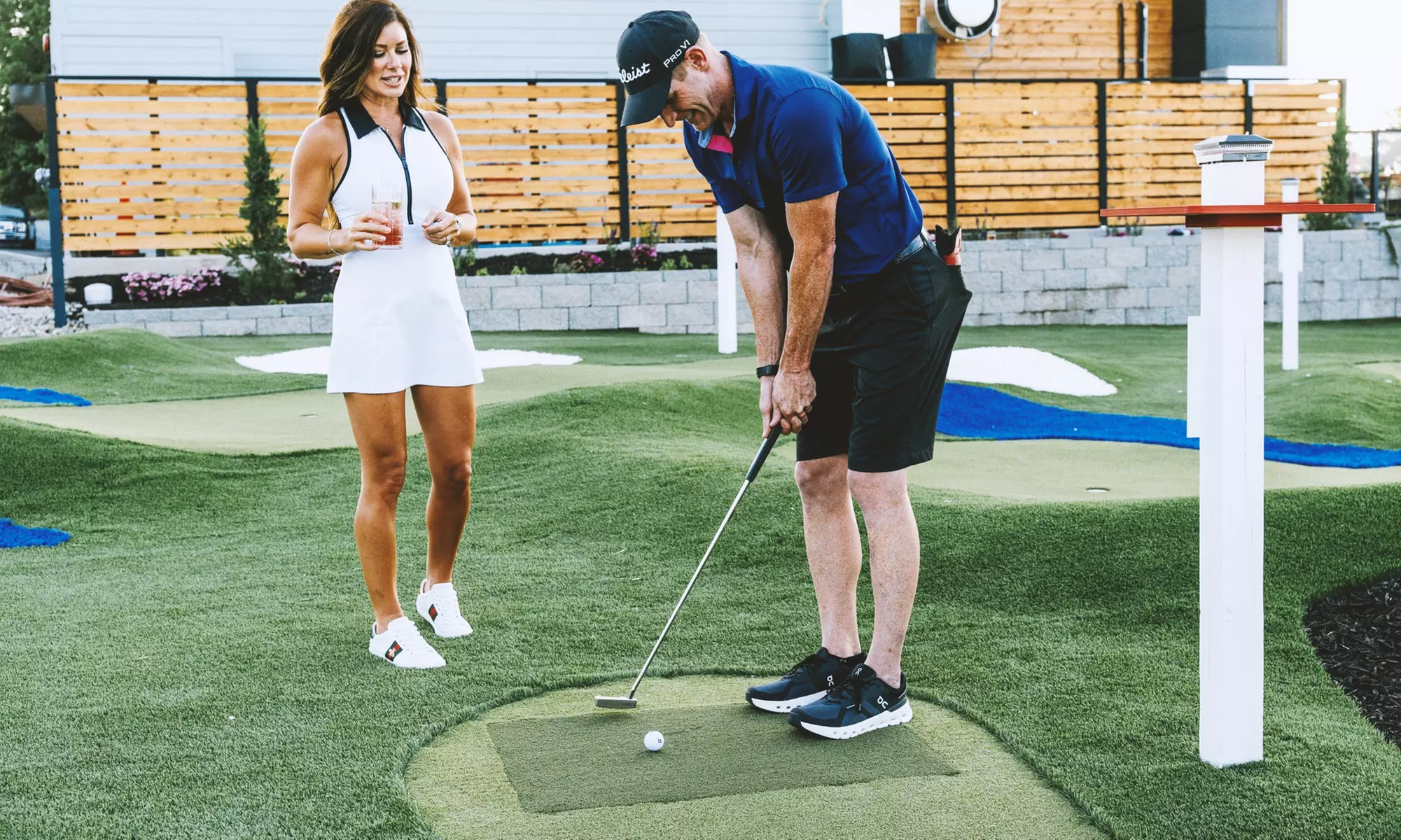 Admission to the Putting Course for 1 or 2 Children Or Up to 4 Adults