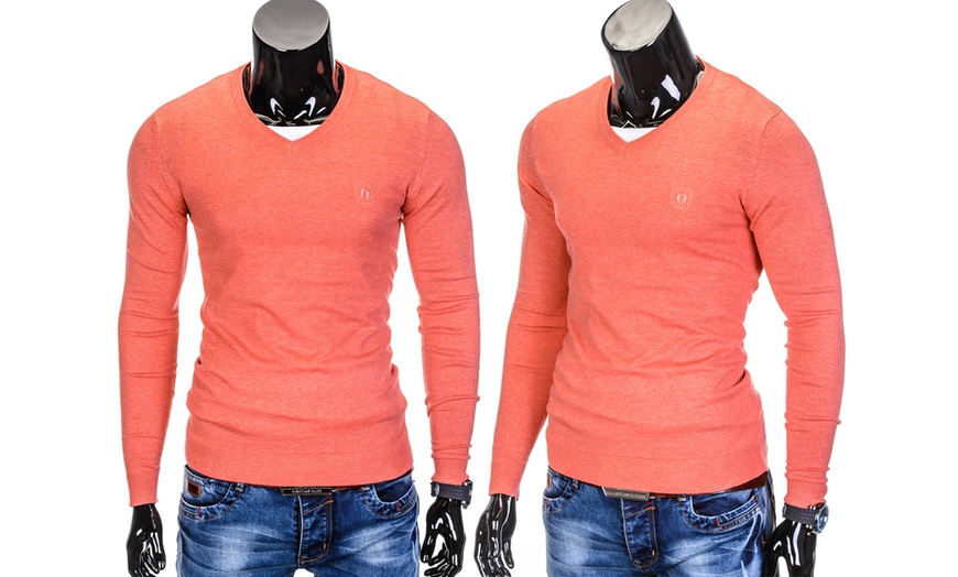 Image 14: Men's V-Neck Sweater