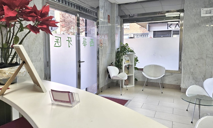 Image 4: Limpieza dental completa con ultrasonidos, pulido y curetaje opcional