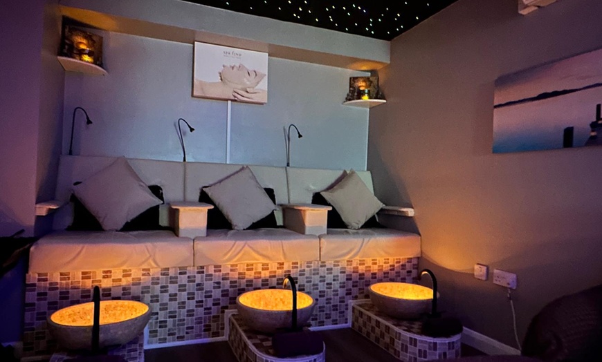 Image 5: 30 or 60-Min Aromatherapy Massage, 40-Min Hot Stones & Massage & More