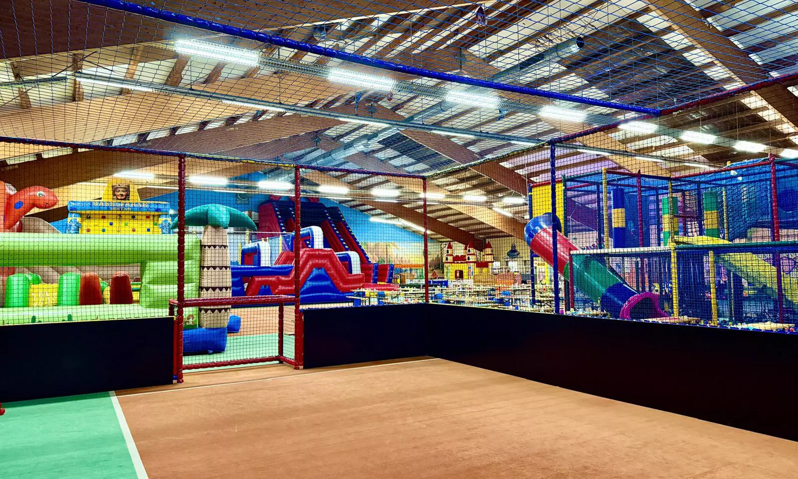 Eintrittskarte für das Kids & Play für 1 - 2 Erwachsene & 1 - 2 Kinder