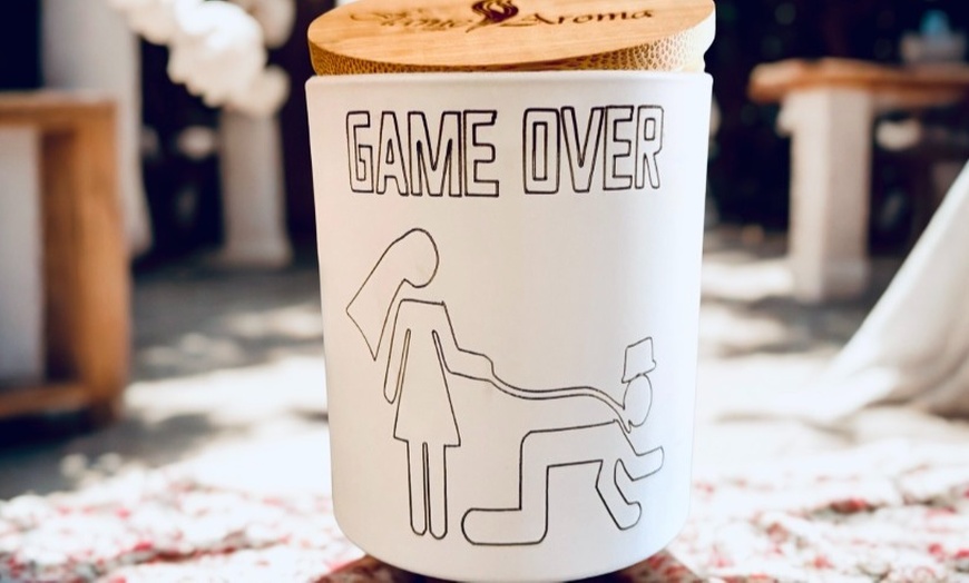 Image 5: Podaruj personalizowaną świecę sojową z indywidualnym grawerem