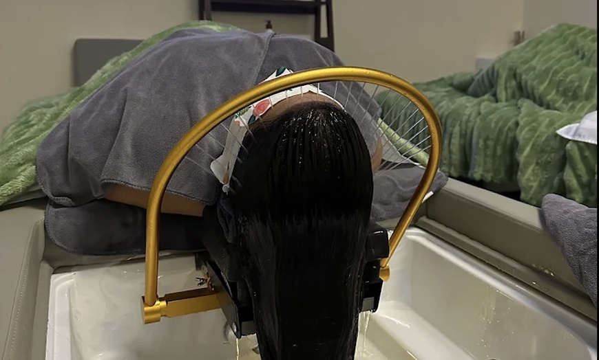 Image 5: Luxury Head Spa for 1 or 2 w/Upper-Body Massage + Hot Stones & Robes