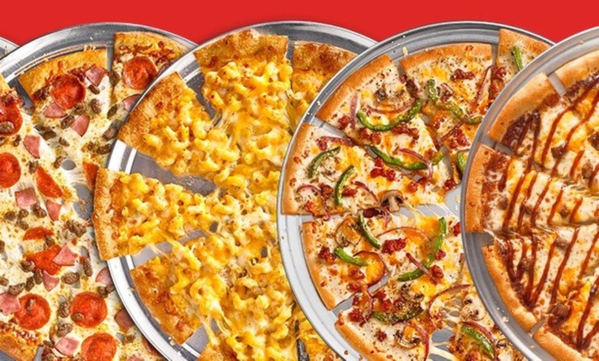 Image 10: Unlimited 18 Hole Mini Golf & All You Can Eat CiCi’s Pizza 