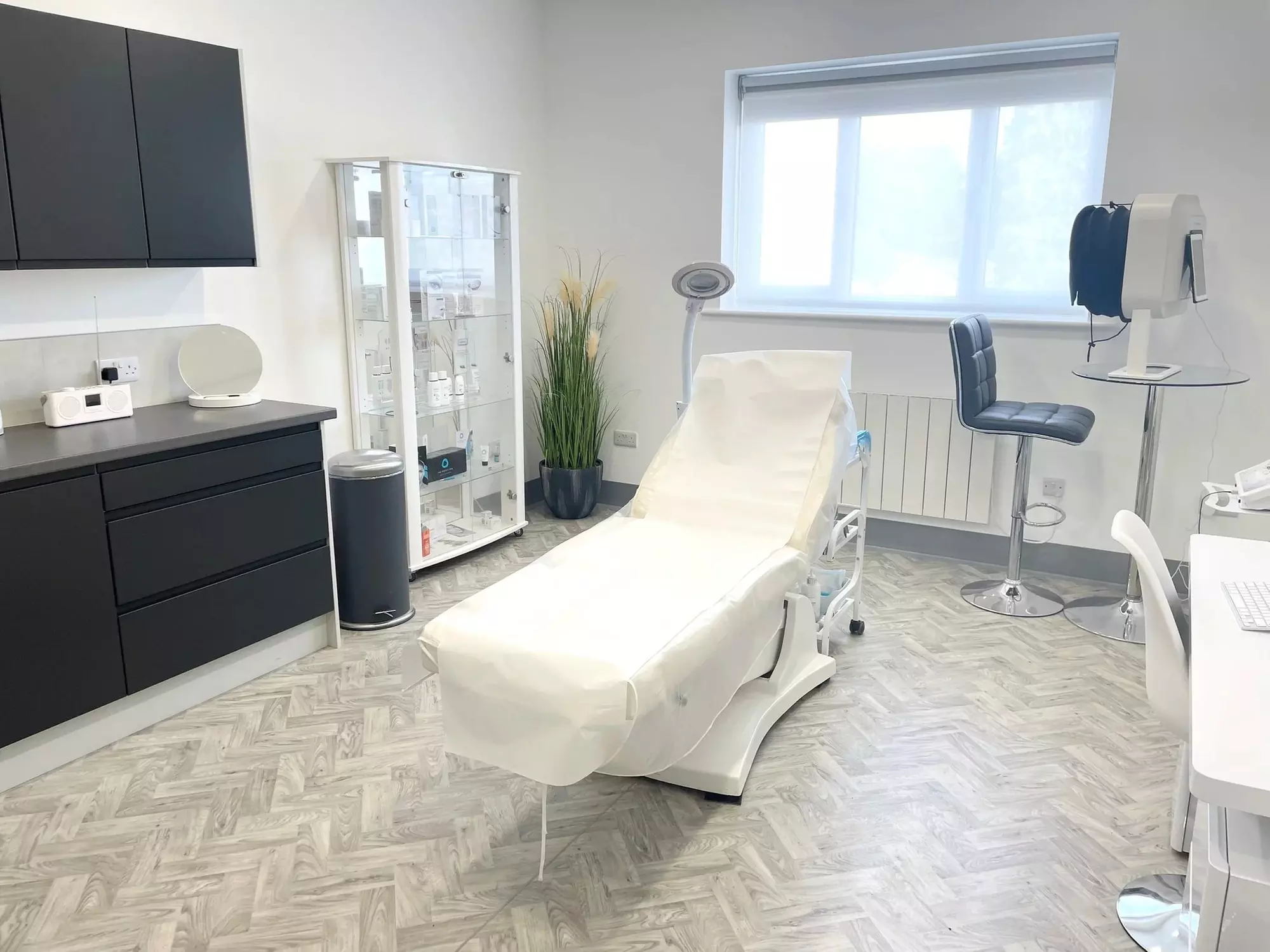 Microblading and Top Up at Medlaser Clinics