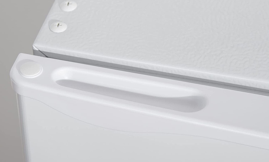 Image 11: HomCom Compact-Sized Fridge Selection
