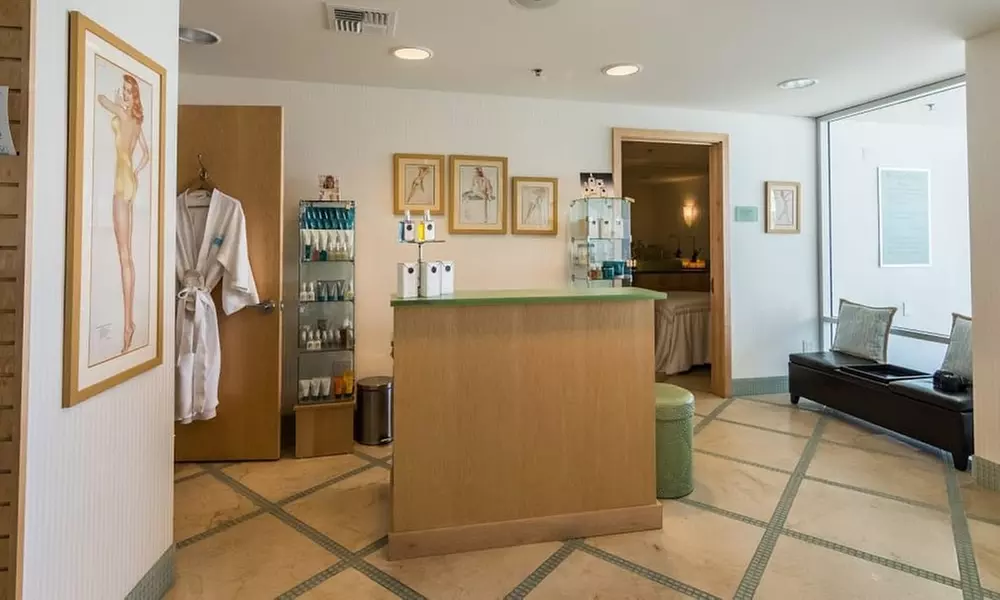Indulge in One or Two 50/80-Min Swedish or Deep Tissue Massages