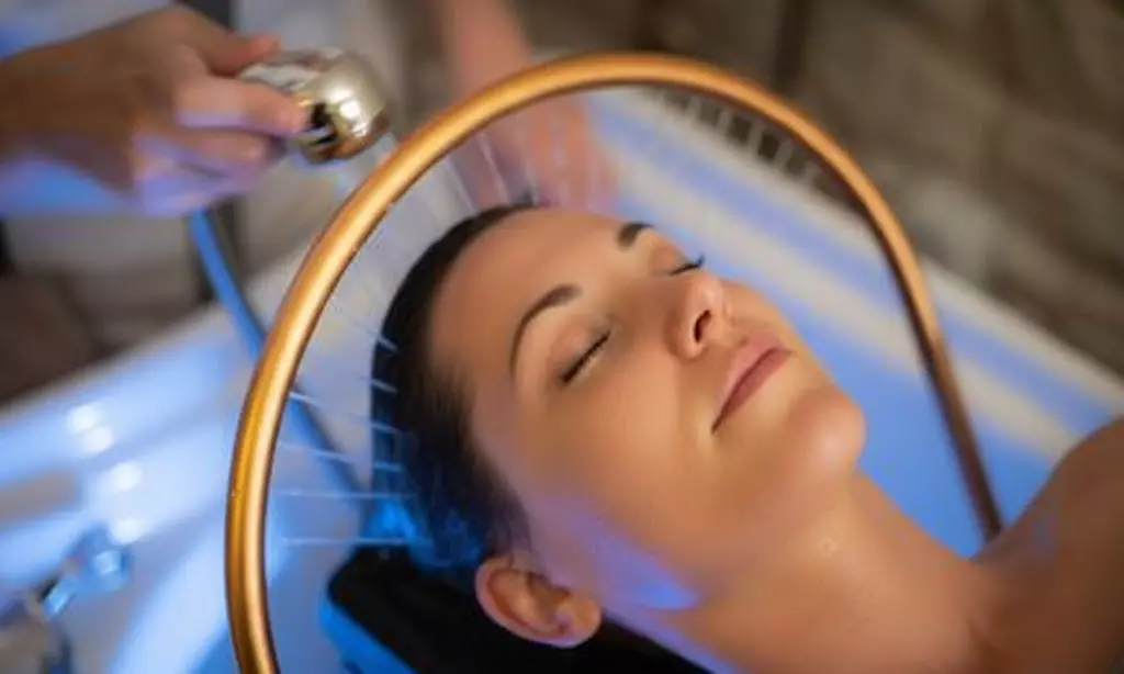 Head spa avec Brow Glow 33