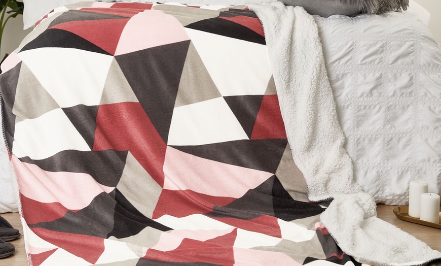 Image 1: Geometric Reversible Sherpa Throw