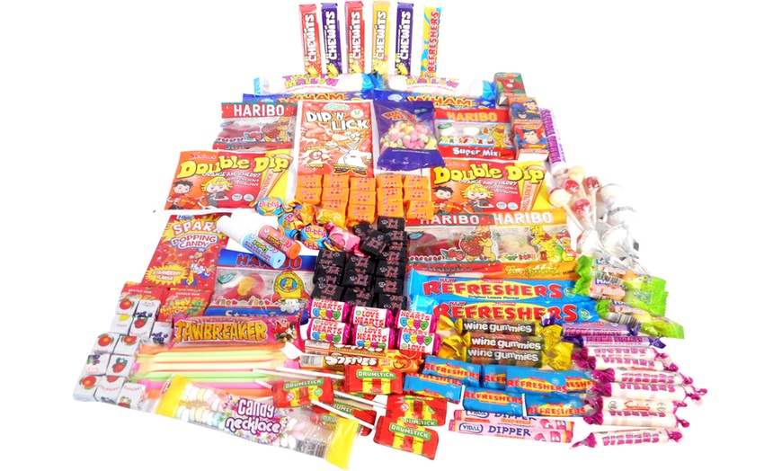 Image 2: Retro Sweet Hamper