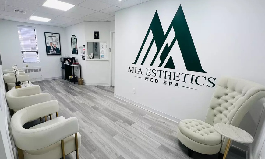 Image 2: Express / European Facial, Acne Cleansing Facial, Butt / Back Facial