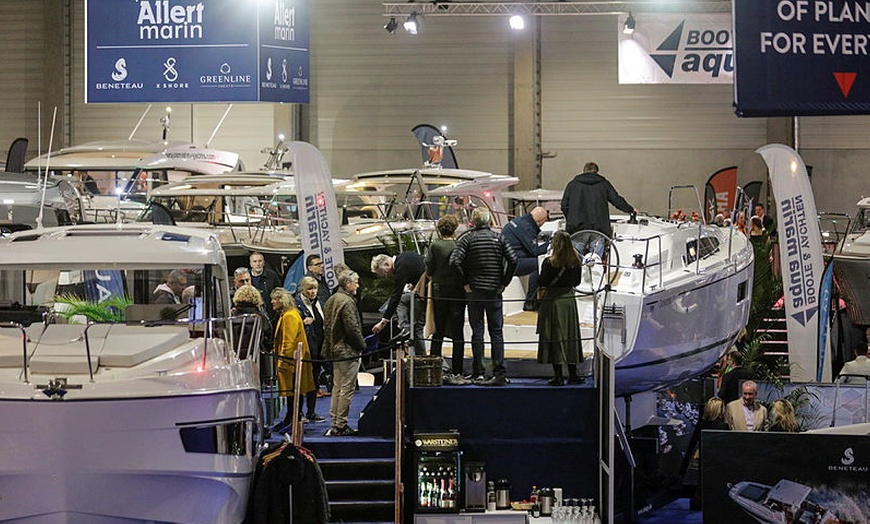 Image 9: GALA-NACHT DER BOOTE inkl. Tagesticket für die OutVenture Berlin