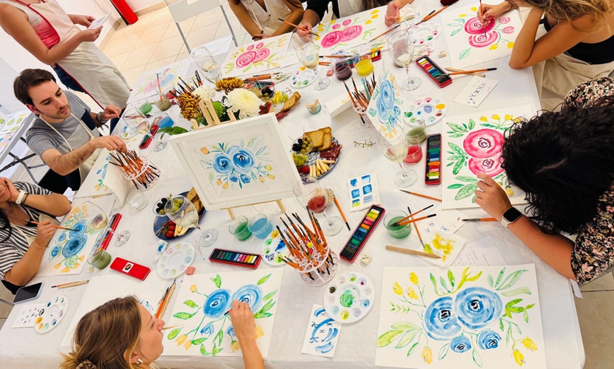 Image 2: Taller de acuarelas con vino ilimitado y material para 1 a 4 personas