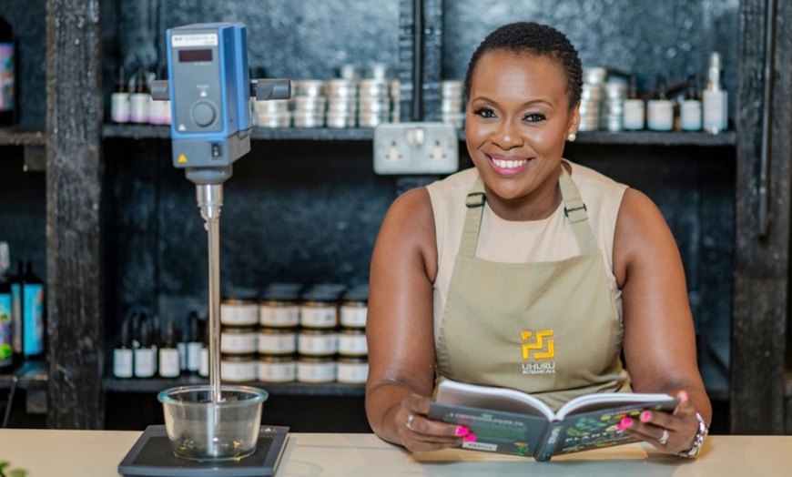 Image 2: Create Natural Beauty Products in 2-Hours or 3-Hours Workshop