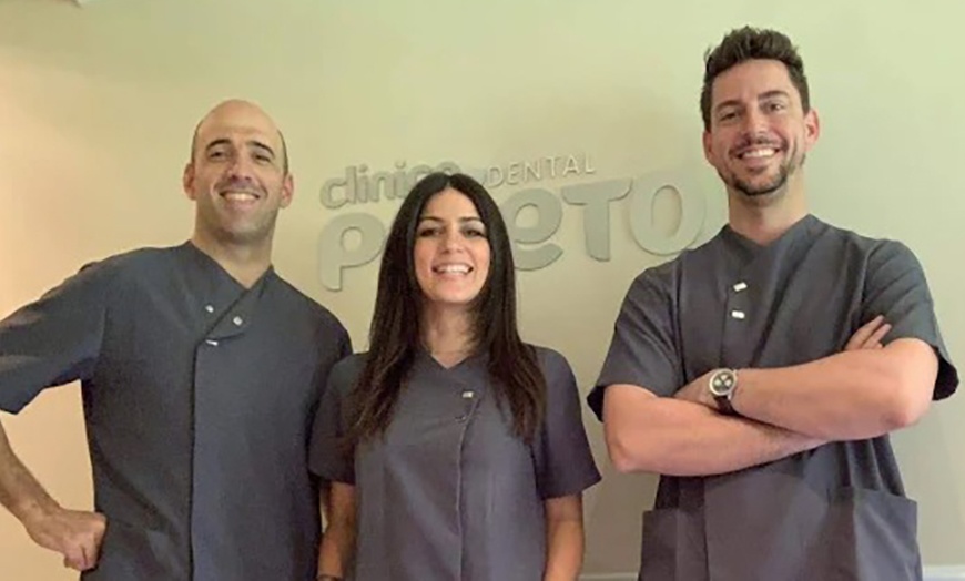 Image 8: Limpieza bucal con examen y diagnóstico para 1 o 2 personas