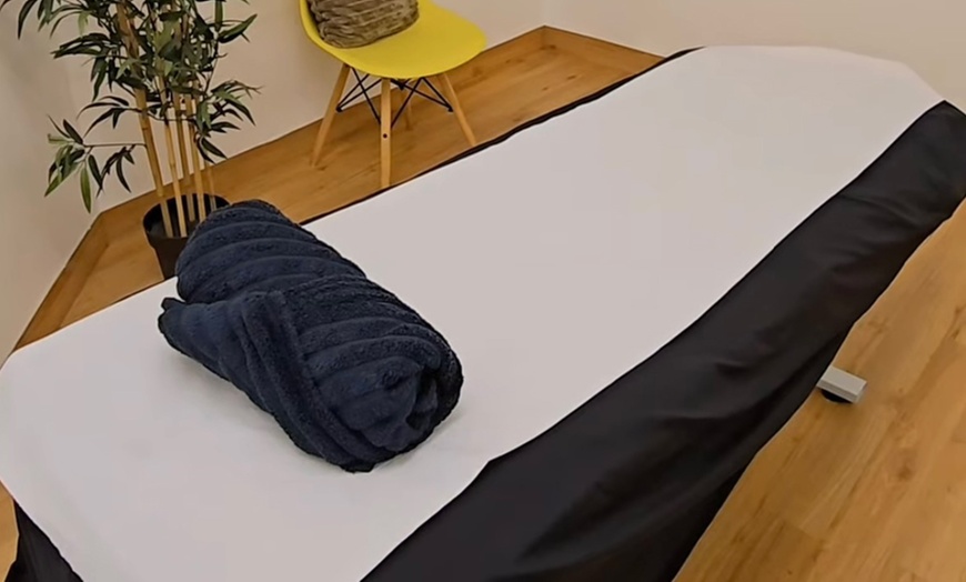 Image 3: 45-, 60- or 90-Minute or Two-Hour Couples Massage at Ws Thai Table Massage (Up to 35% Off)