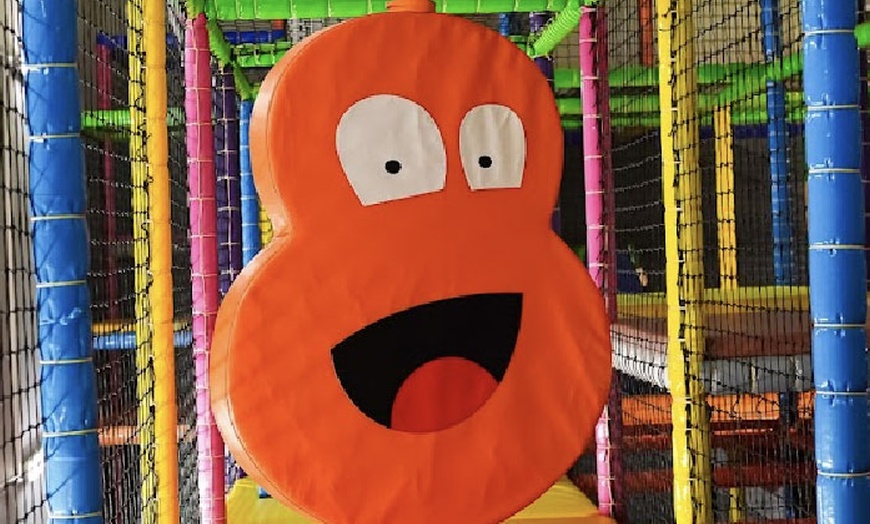 Image 8: Tageskarte für den Indoorspielpark Maxiland für 1-2 Erw- & 1-2 Kinder