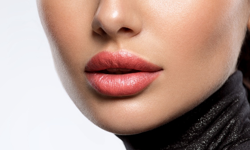 Image 1: Lippen Permanent Make-up inkl. Beratung für 1 Person