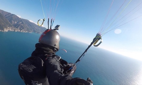 Volo in parapendio biposto con foto o filmato per una persona, offerto da Paraworld