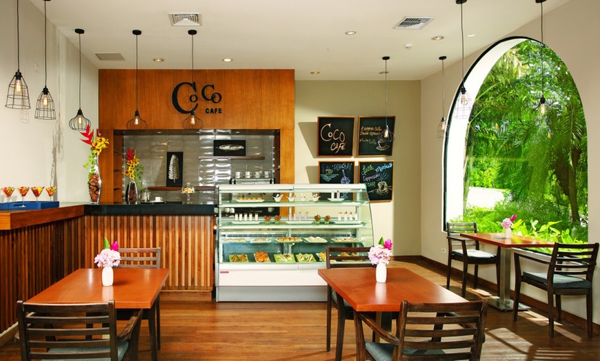 Image 4: ✈ 5-Night Part All-Inclusive Panama Vacation w/ Air from Travel by Jen