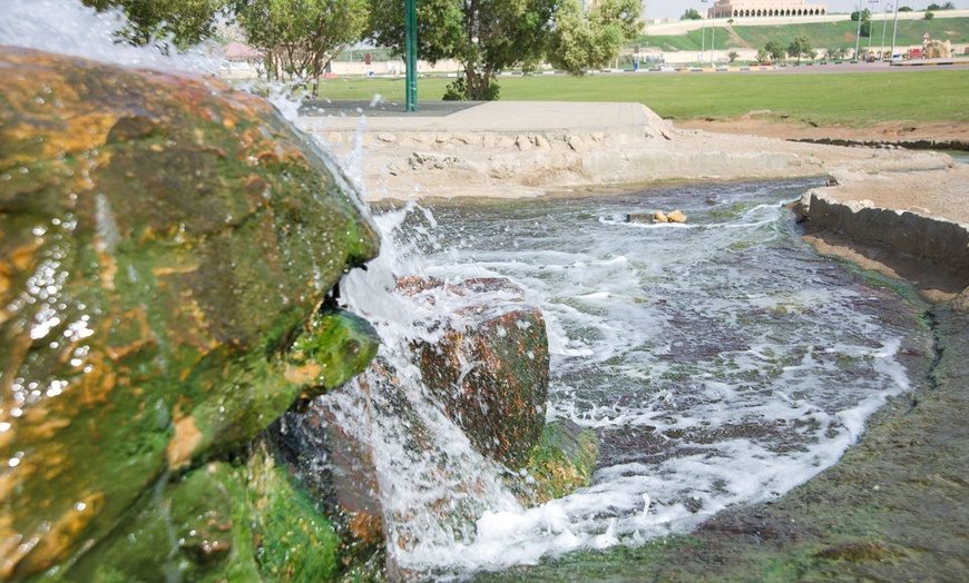 Image 8: 4* Al Ain: 1 or 2 Nights Stay with 2 or 4 Tickets to Al Ain Zoo