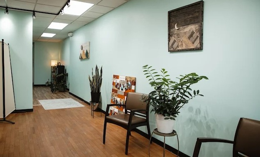 Image 4: Relax with a Therapeutic Massage Session 