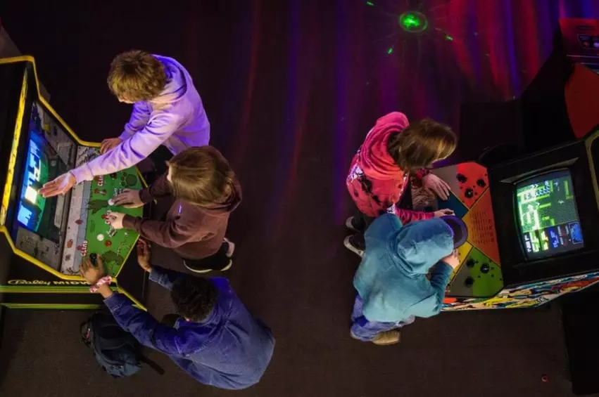 Axe Throwing & All-Day Arcade Pass – Rochester's Largest Arcade