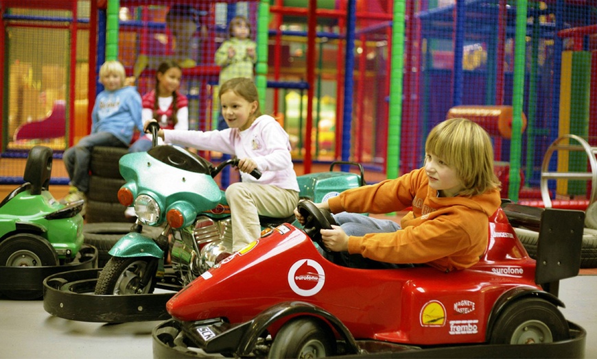 Image 1: Tageskarte für 2 oder 4 Personen für den Hallenspielplatz Allgäulino