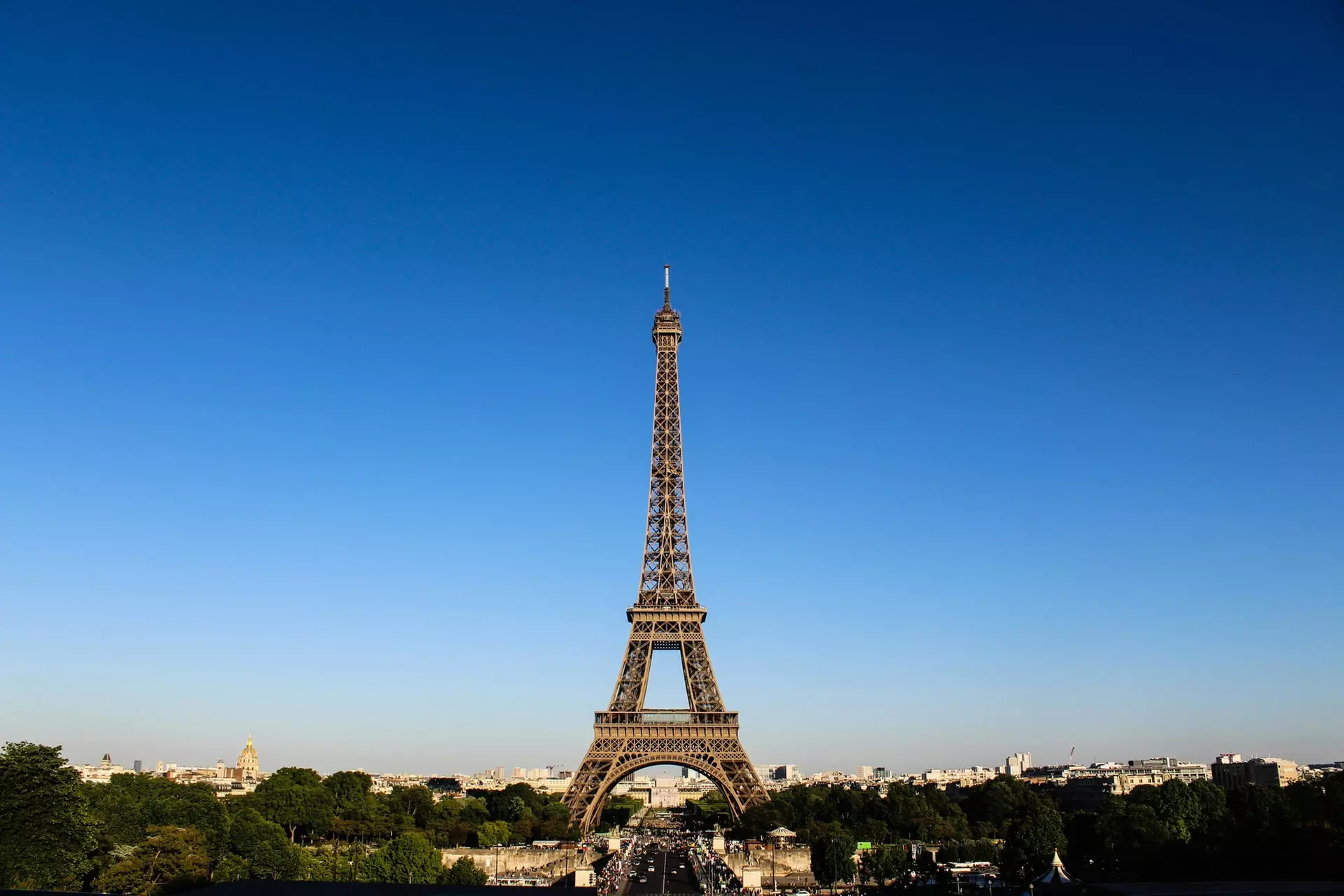 ✈ Paris: 5-Day Getaway with Air & Hotel from Worldee