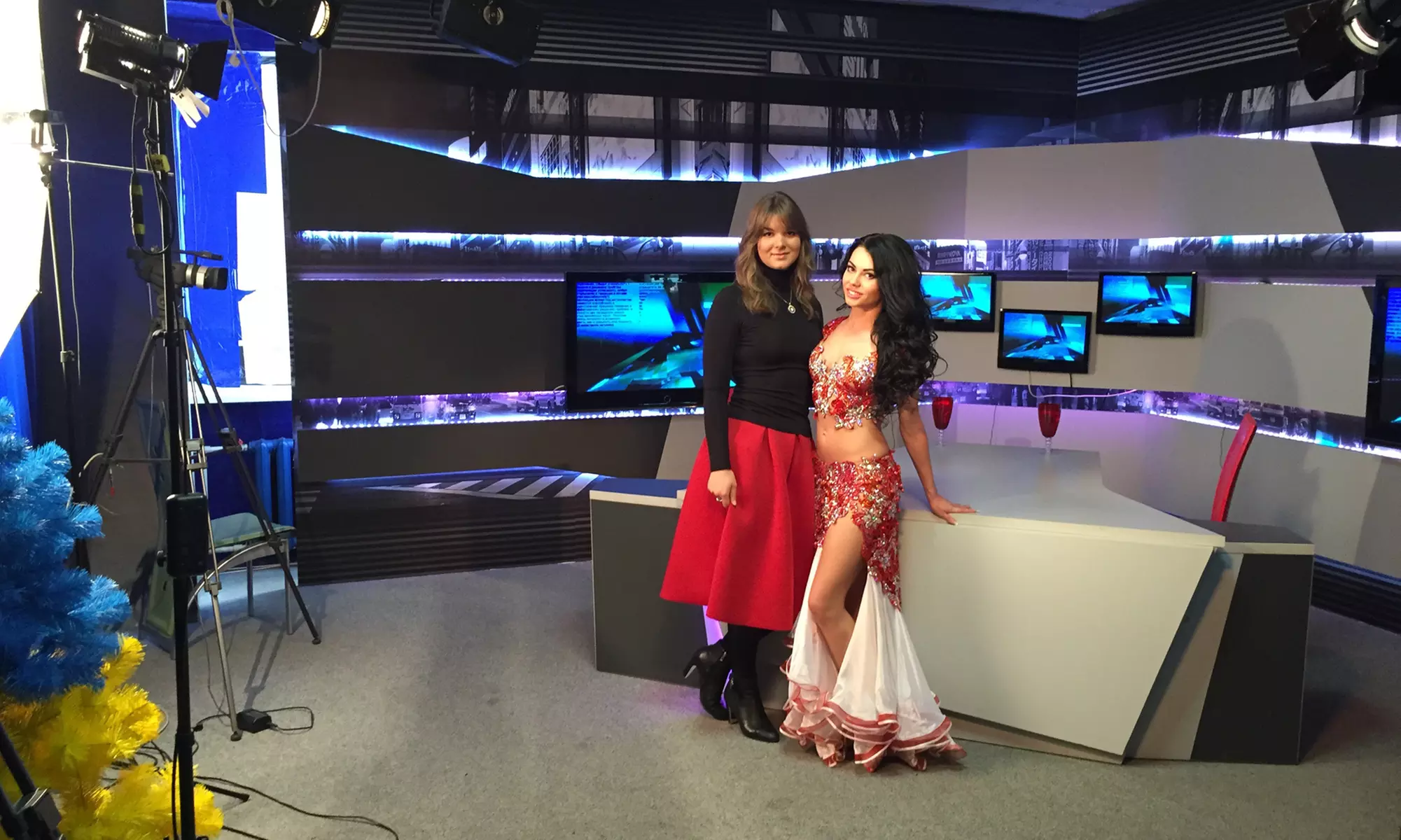 Join  1, 4, or 8  Belly Dance Class Magic Group Classes (1-8 Hours)