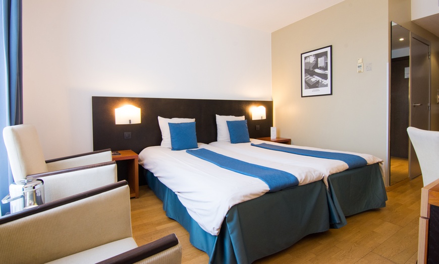 Image 5: Bruges: 4* Classic Twin or King Room Stay