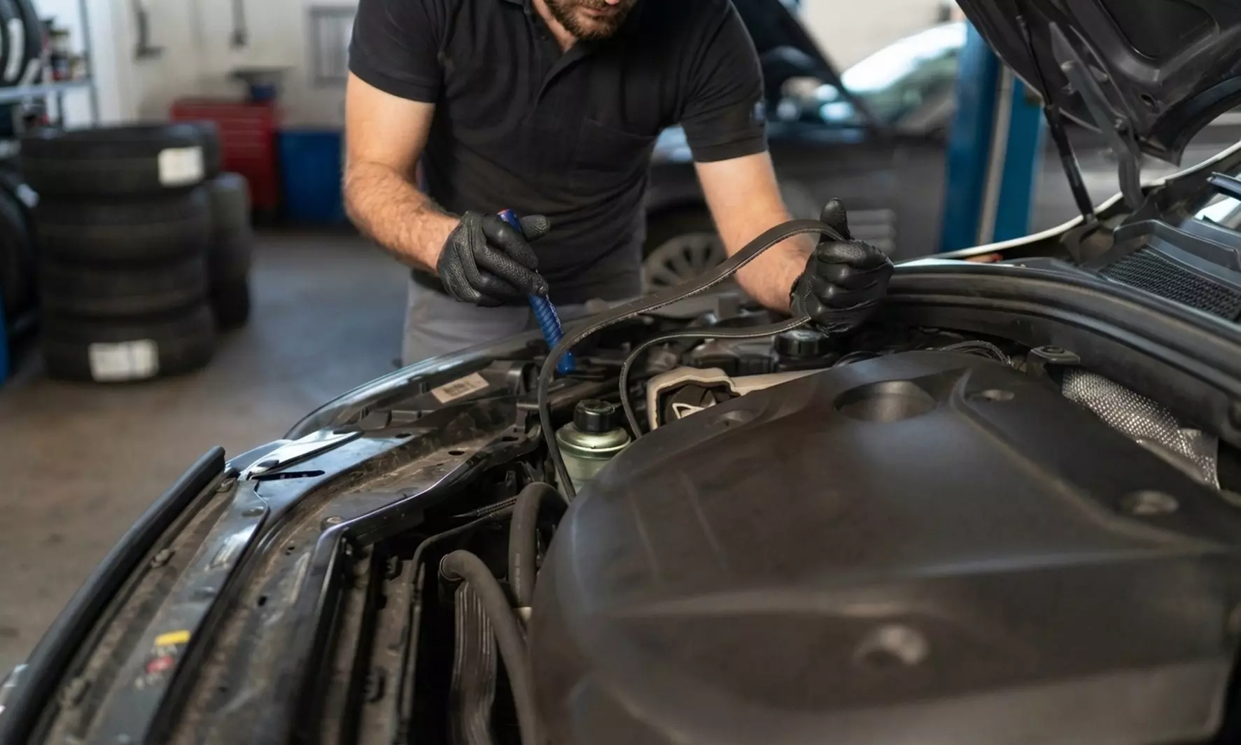 Cambio del kit de distribución y bomba de agua con revisión pre-ITV