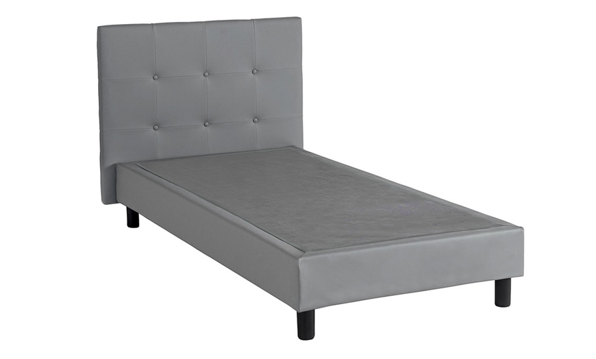 Image 4: Lit fixe "Triomphe" en similicuir, matelas "Cosmos" en option