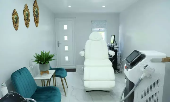 Microneedling with LED Light Therapy at Dr Aqsa's Skin Clinic – Renew Your Skin with Up to 78% Off - Primary Image