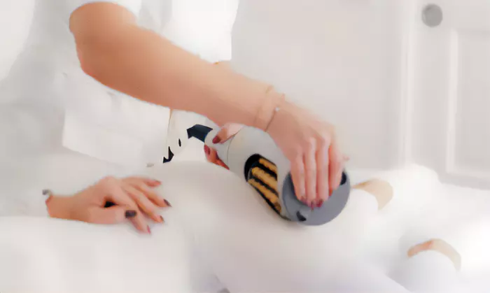 1-3x 60 Min. Anti-Cellulite-Massage mit Stratosphere für 1 Person