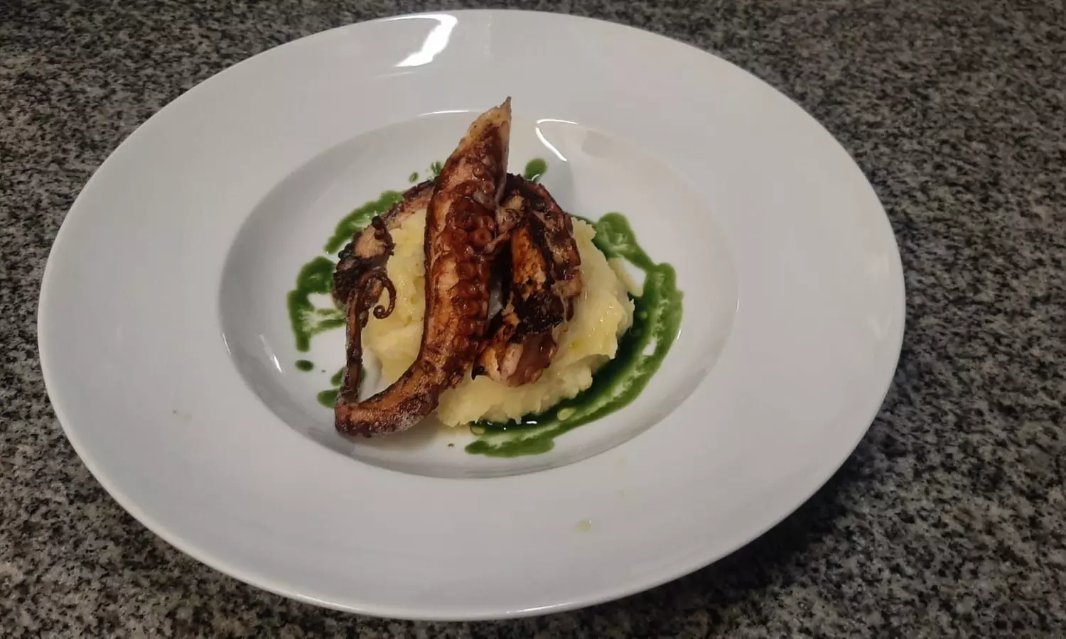 4-Gänge-Gourmet-Überraschungsmenü für 1 bis 4 Personen