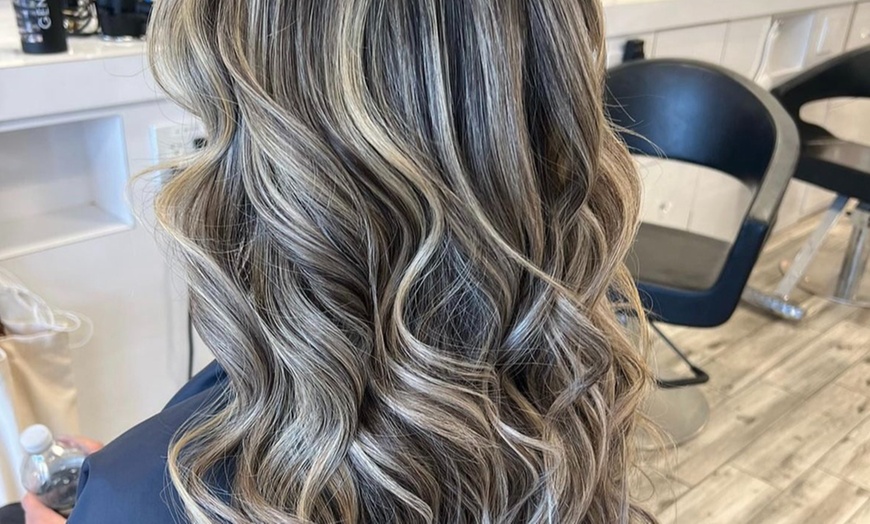 Image 4: Enjoy Blowout, Conditioning, or Glaze Packages at Moxie Salon