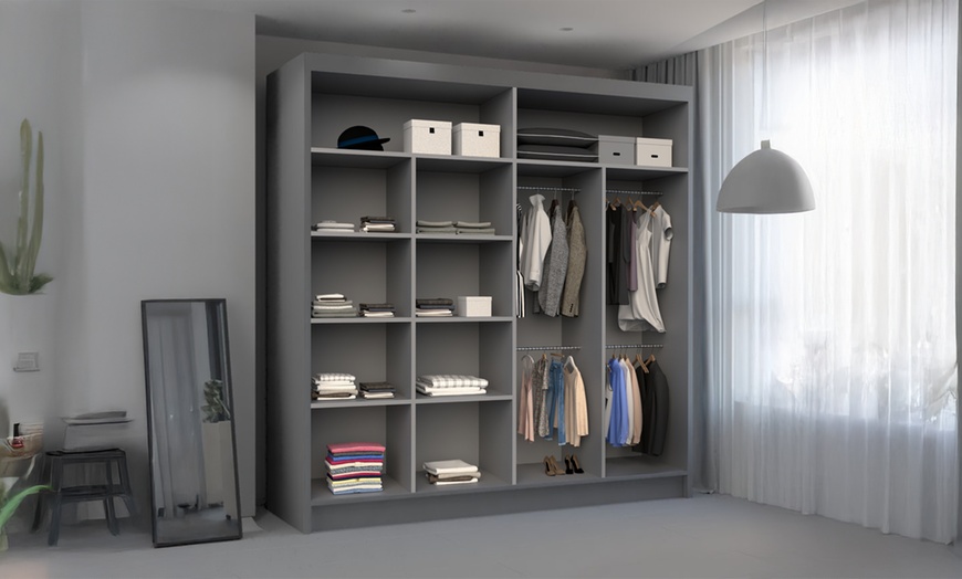 Image 5: Chelsea Sliding Mirror Wardrobe