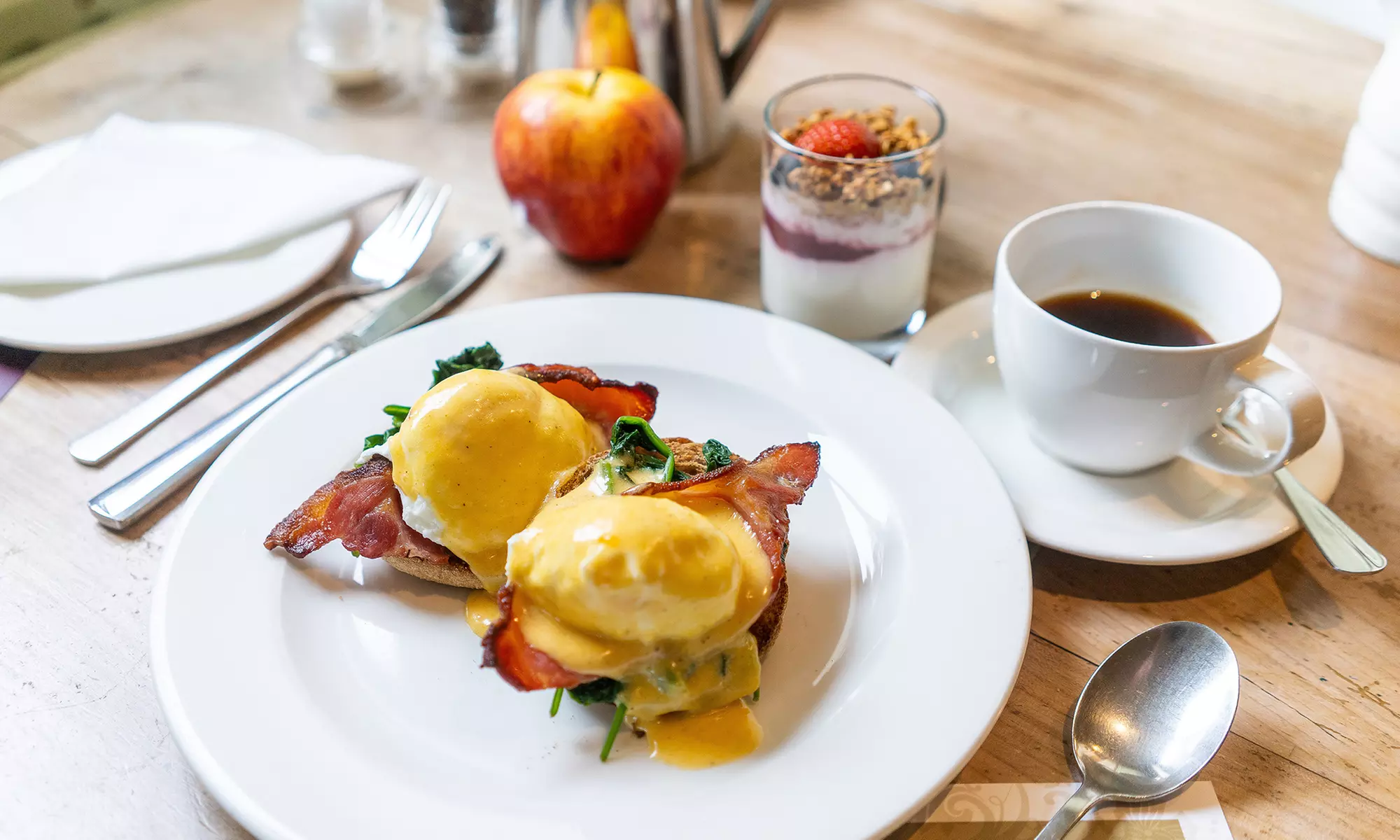 Bath: 4* Standard Double or Twin Room Stay with Breakfast & Cream Tea