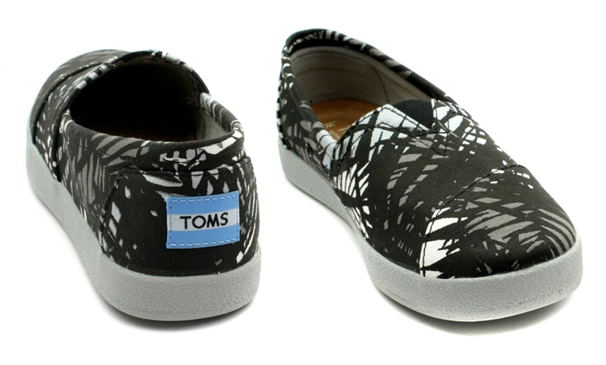 Image 24: Women's TOMS Espadrilles