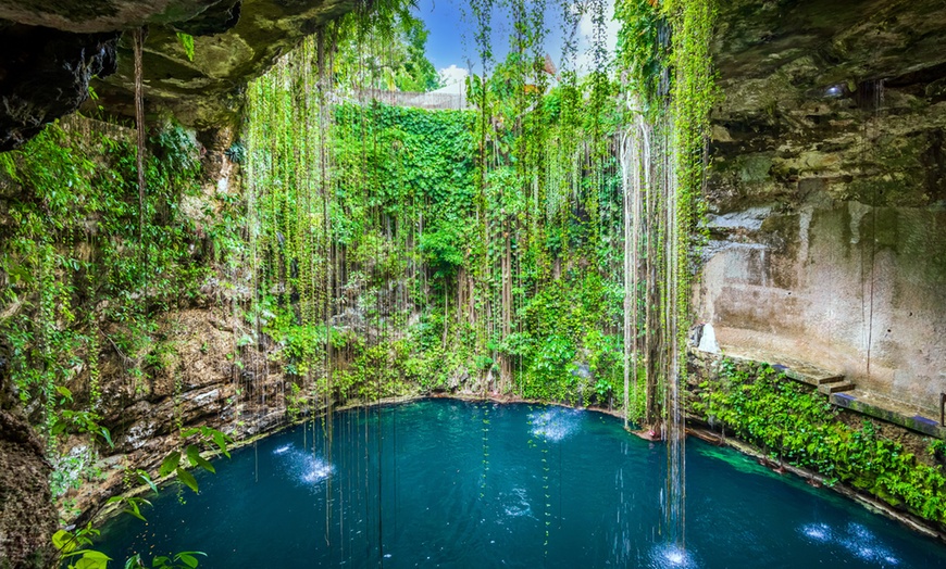 Image 3: ✈ 4- or 6-Day Cancun All-Inclusive Vacation w/ Air – Weekender Breaks