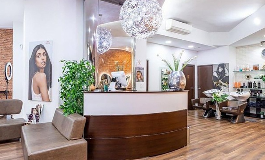 Image 6: Head spa capilar coreano detox o prémium con bebida de cortesía