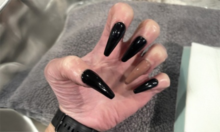 One Classic Pedicure - Roylestylez