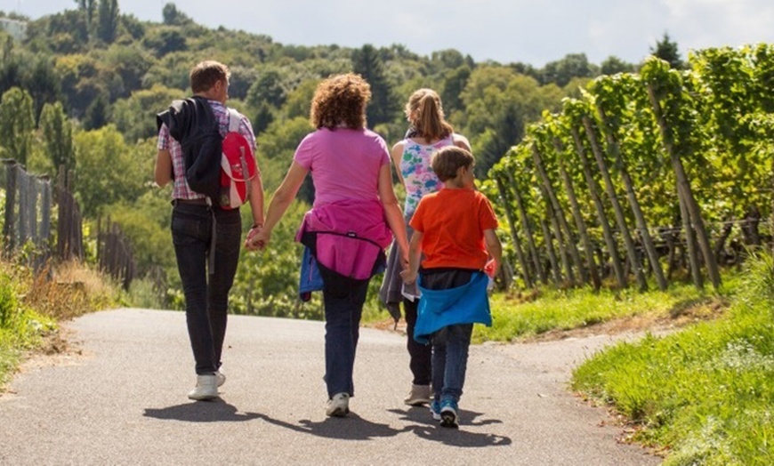 Image 3: 4 Std. Natur-Erlebnistag mit Kanu- & Scooter-Tour für 1-2 Personen